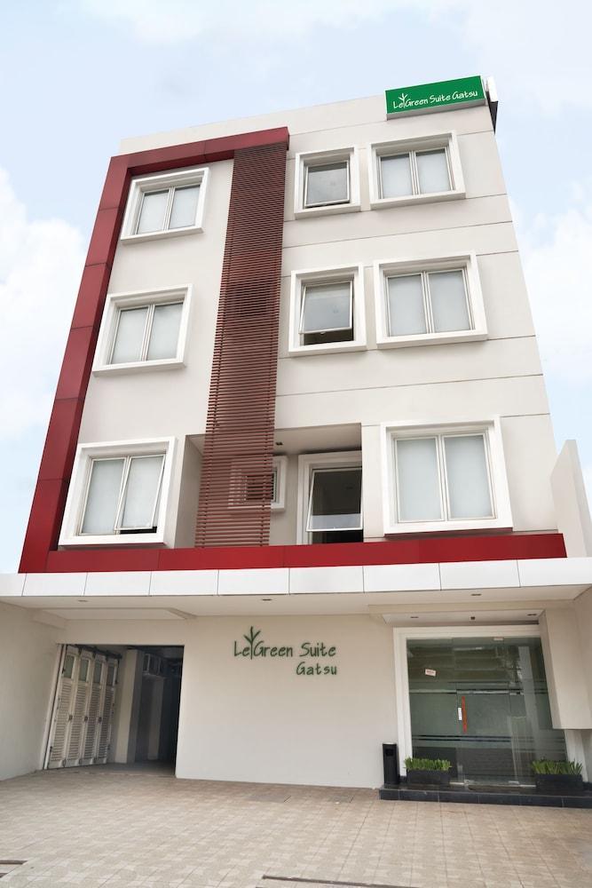 Legreen Suite Gatot Subroto Jakarta Exterior photo