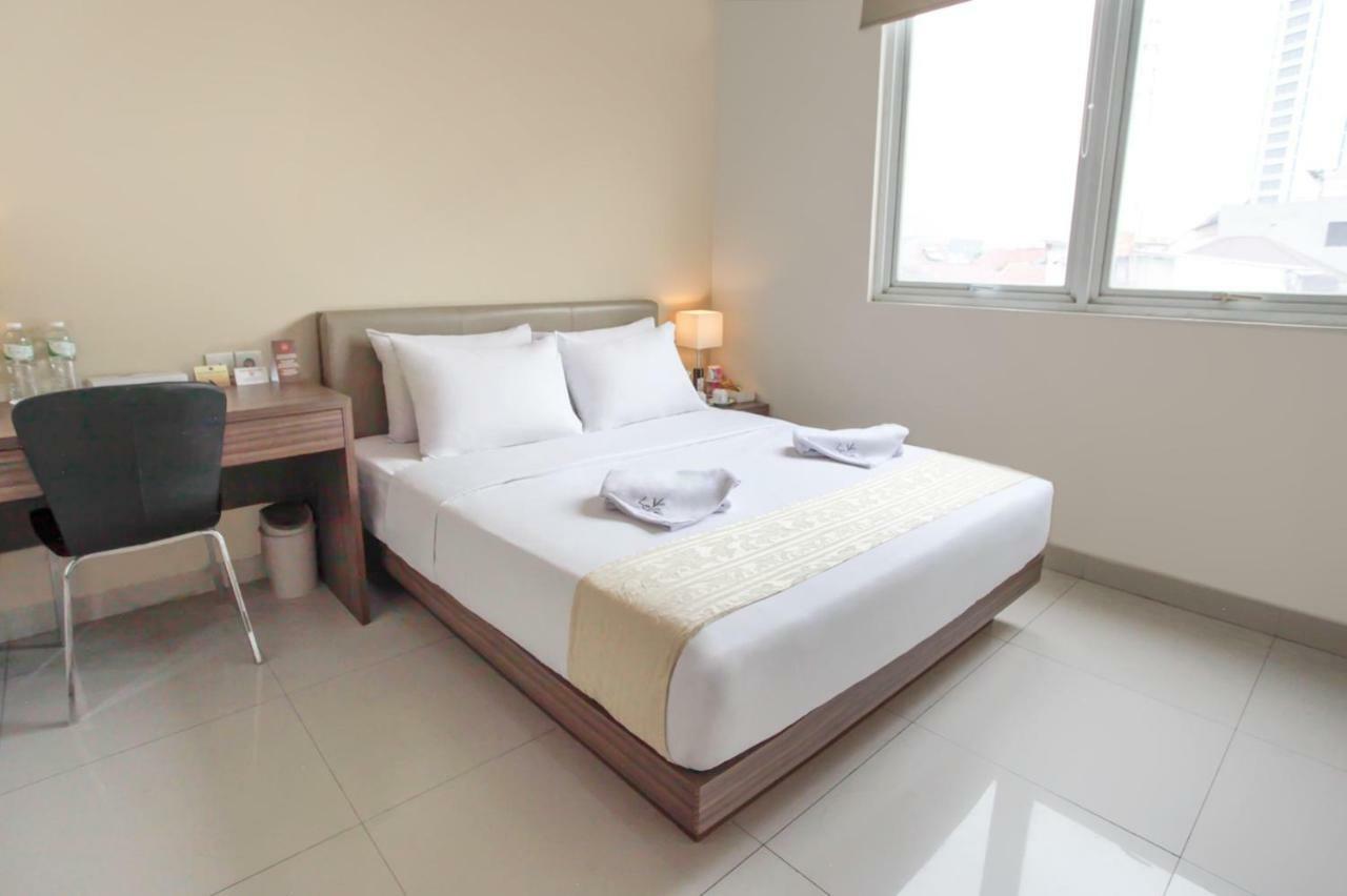 Legreen Suite Gatot Subroto Jakarta Exterior photo